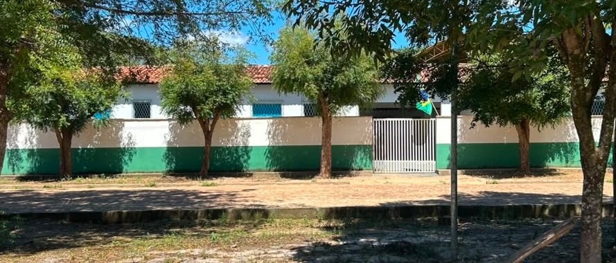 Justiça determina suspensão de remanejamento de alunos e manda Prefeitura restabelecer turmas em escola da Localidade Jacaré da Vermelha zona rural de Esperantina