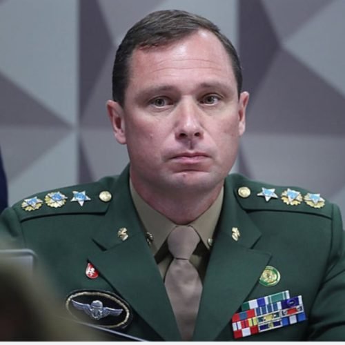 Em novo depoimento à PF, Mauro Cid nega plano de fuga