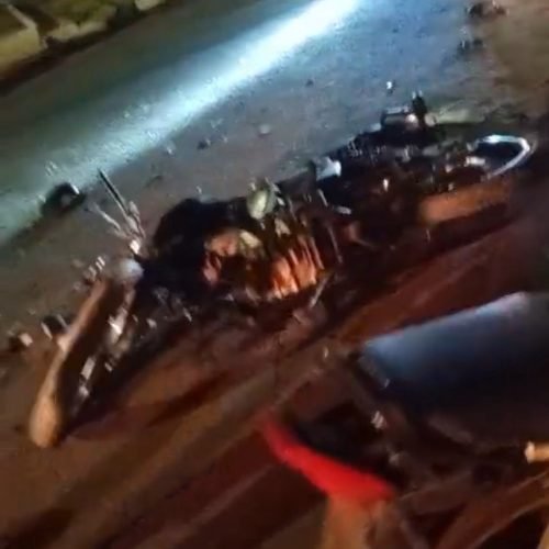 Acidente entre motos deixa dois feridos na Avenida Juarez Távora em Esperantina