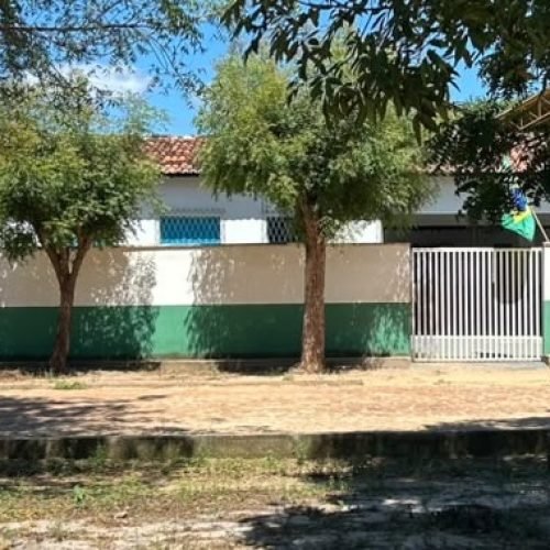 Justiça determina suspensão de remanejamento de alunos e manda Prefeitura restabelecer turmas em escola da Localidade Jacaré da Vermelha zona rural de Esperantina